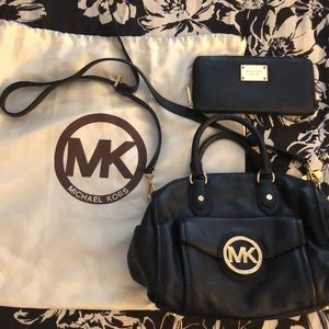Soft leather Michael Kors crossbody and wallet set